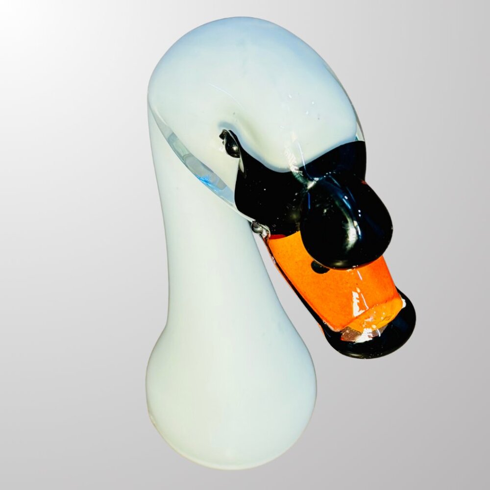 Langham Glass England Hand Painted Swan - Picture 9 of 13